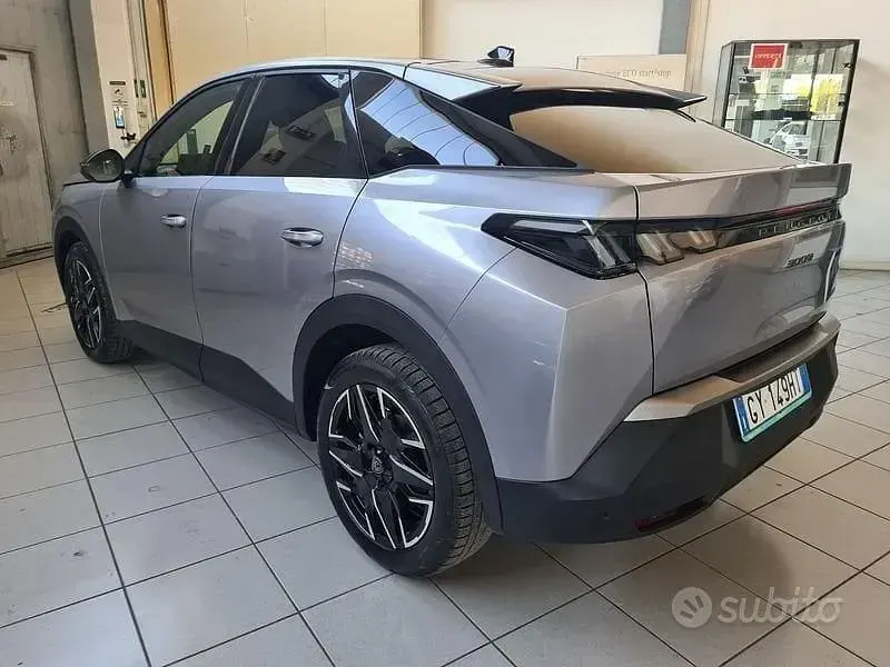 Usata Peugeot 3008 Allure 195 CV (143 kW) 2025 Grigio SUV