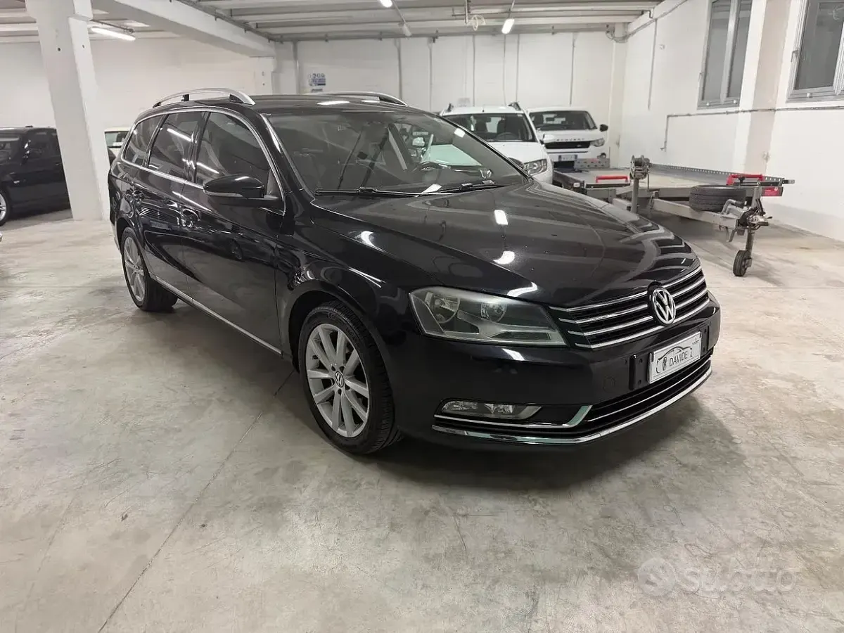 Usata VW Passat 140 CV (102 kW) 2013 Nero Station wagon