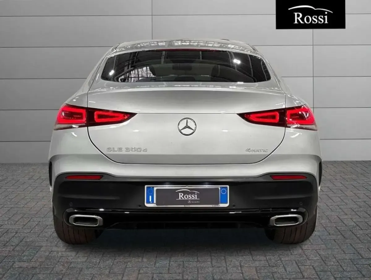 Usata Mercedes GLE300 Premium 272 CV (200 kW) 2023 Argento hightech SUV
