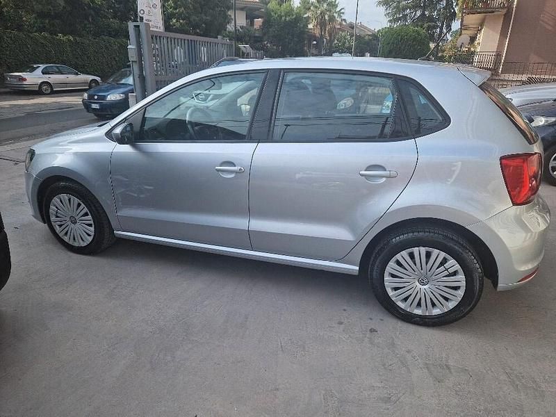 Usata VW Polo 75 CV (55 kW) 2015 Argento Berlina