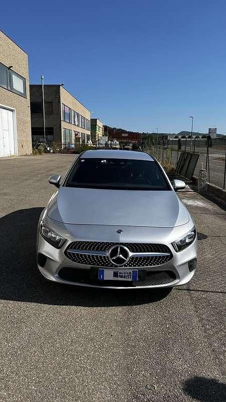 Usata Mercedes A180 116 CV (85 kW) 2019 Berlina