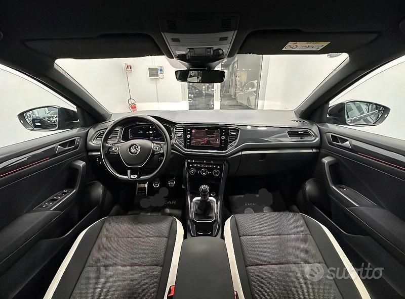 Usata VW T-Roc 150 CV (110 kW) 2018 Nero SUV
