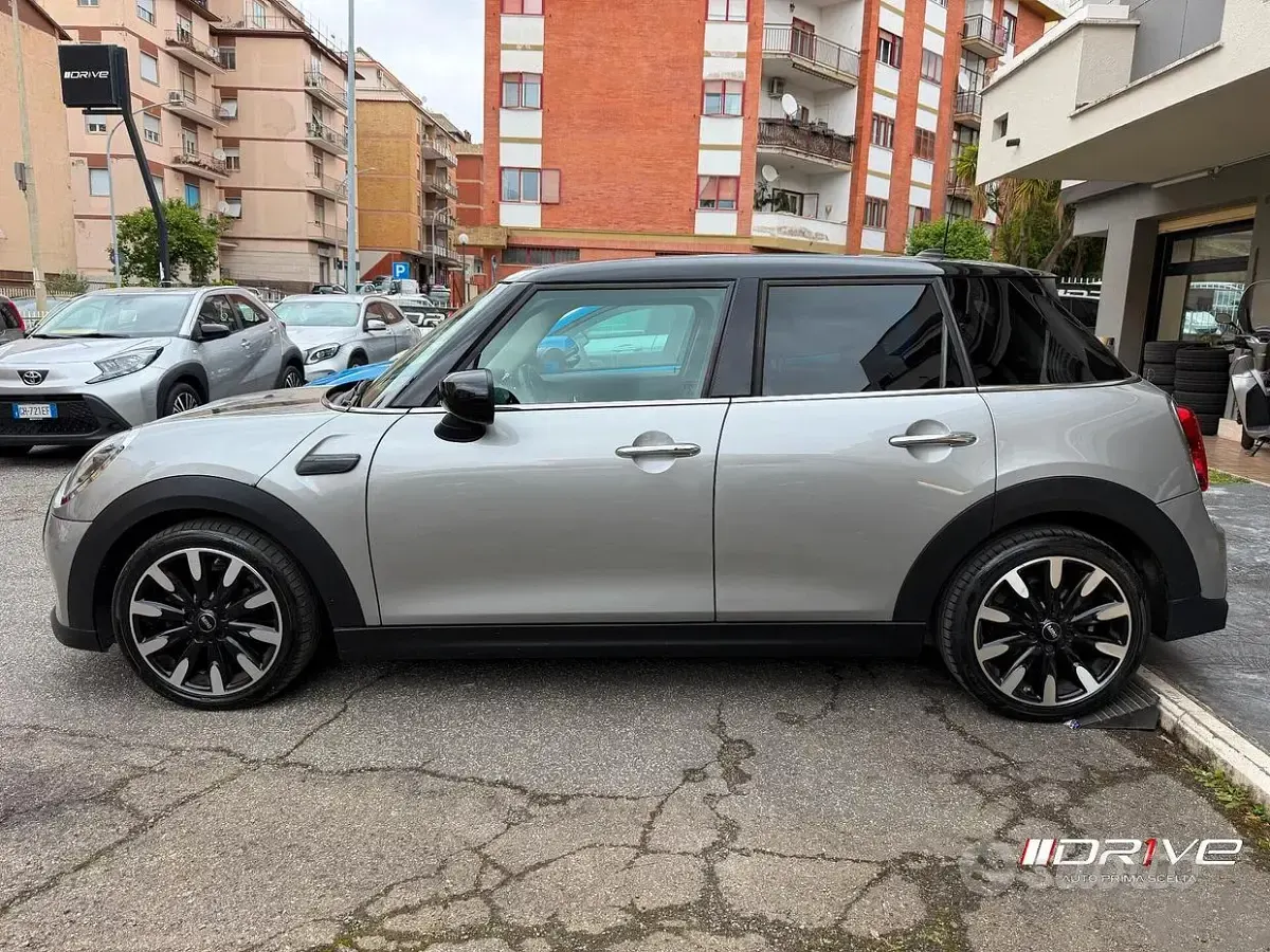Usata Mini Cooper Business 136 CV (100 kW) 2023 Grigio Utilitaria