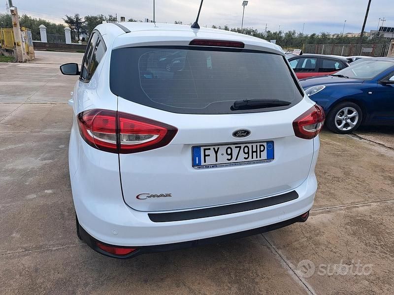 Usata Ford C-MAX Titanium 120 CV (88 kW) 2019 Bianco Monovolume
