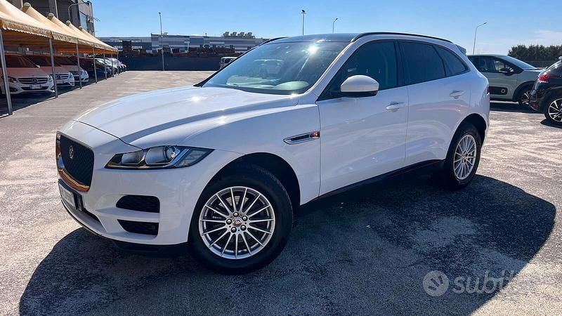 Usata Jaguar F-Pace R-Sport 163 CV (119 kW) 2018 Bianco SUV