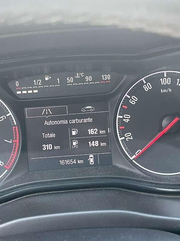 Usata Opel Corsa Innovation 90 CV (66 kW) 2018 Utilitaria