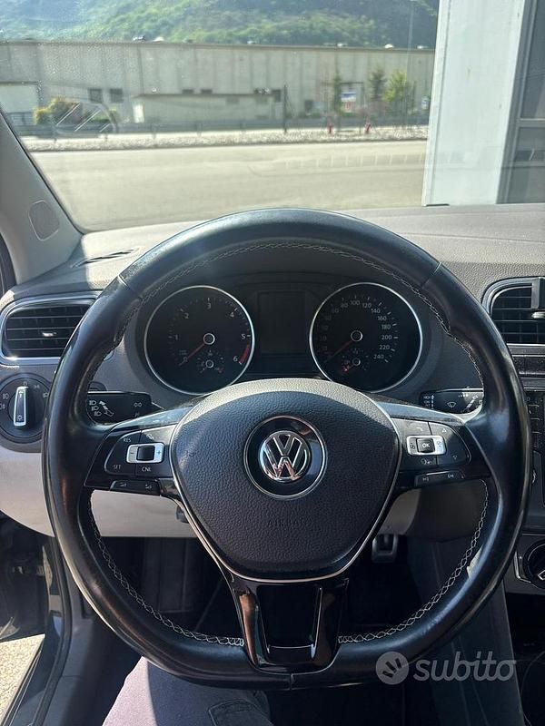 Usata VW Polo 75 CV (55 kW) 2015 Nero Berlina