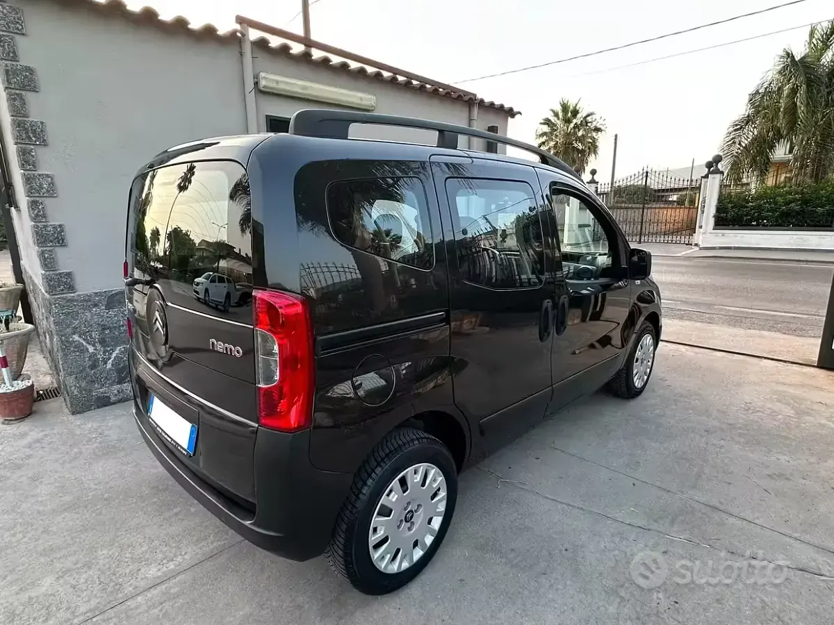 Usata Citroën Nemo 75 CV (55 kW) 2011 Grigio Monovolume