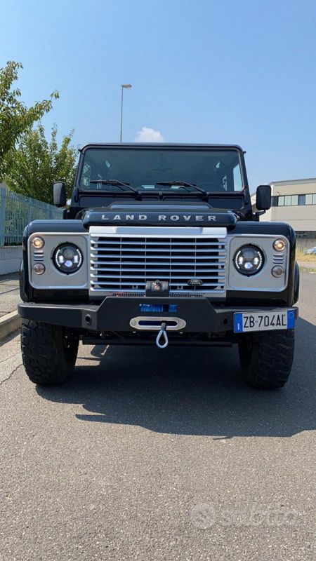 Usata 2010 Land Rover Defender SUV | 24.900 € (Super prezzo) - Immagine 1/4