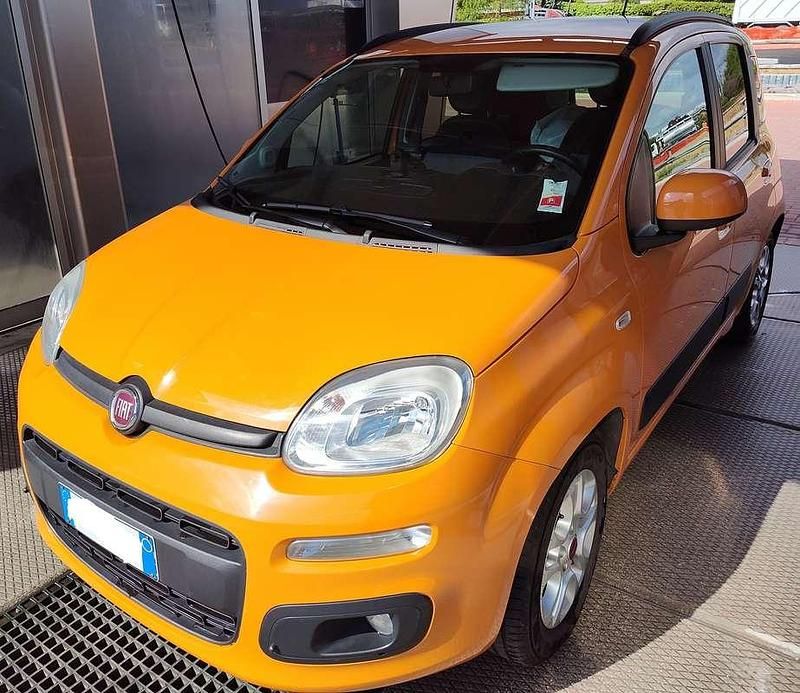 Usata Fiat Panda Lounge 95 CV (69 kW) 2016 Arancione Utilitaria