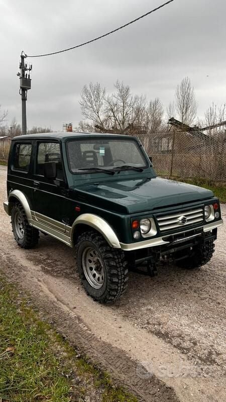 Usata Suzuki Samurai 63 CV (46 kW) 1999 Verde SUV