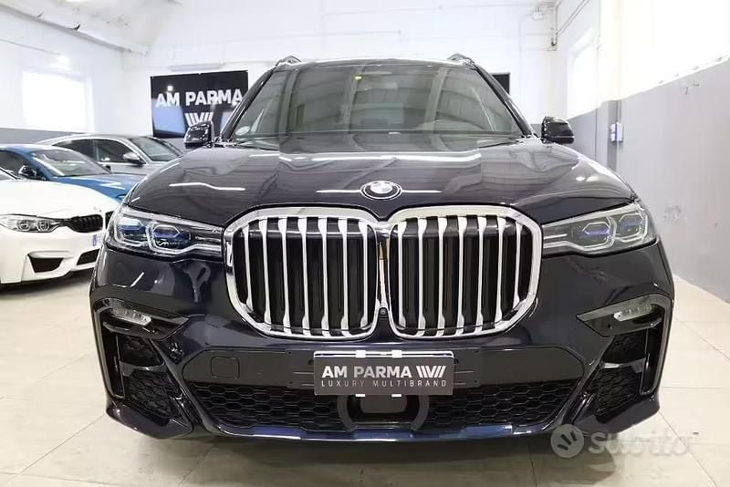 Usata BMW X7 Efficient Dynamics 340 CV (250 kW) 2021 Blu SUV