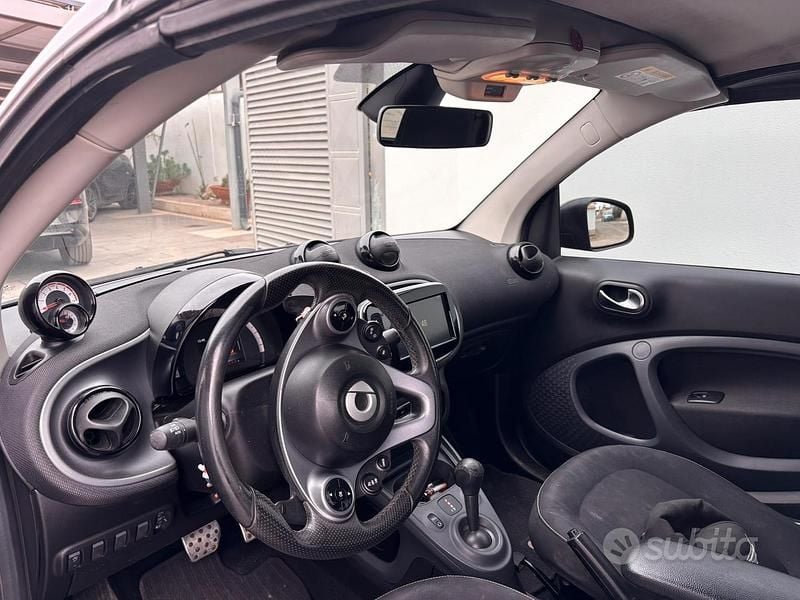 Usata Smart ForTwo Cabrio 71 CV (52 kW) 2019 Nero Cabrio