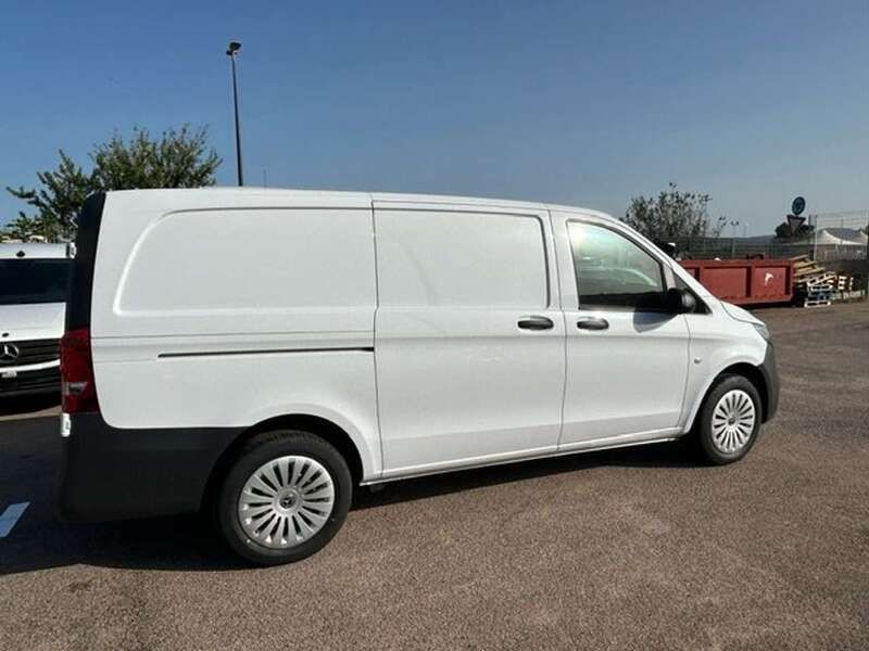 Usata Mercedes Vito 136 CV (100 kW) 2024 Bianco Furgone