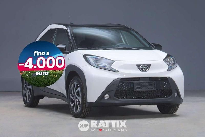 Nuova Toyota Aygo X Trend 72 CV (52 kW) 2025 Super white SUV