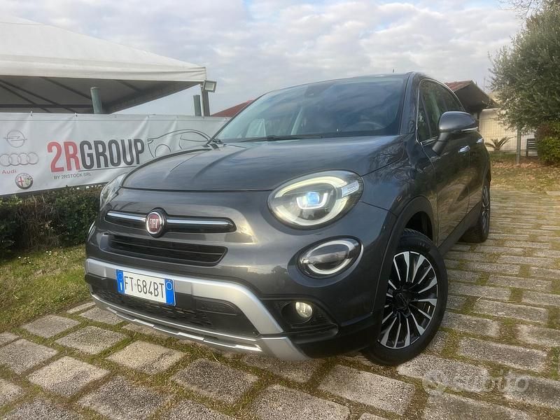 Grigio Usata 2018 Fiat 500X Cross SUV | 13.500 € (Buon prezzo) - Immagine 1/4