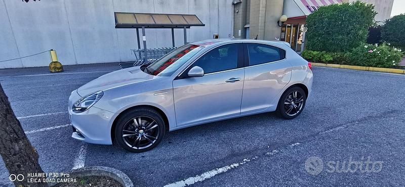 Usata Alfa Romeo Giulietta 150 CV (110 kW) 2015 Bianco Utilitaria