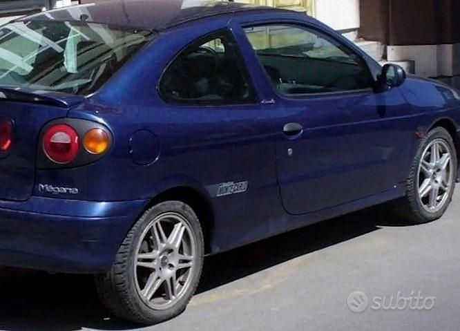 Usata Renault Mégane 1999 Blu