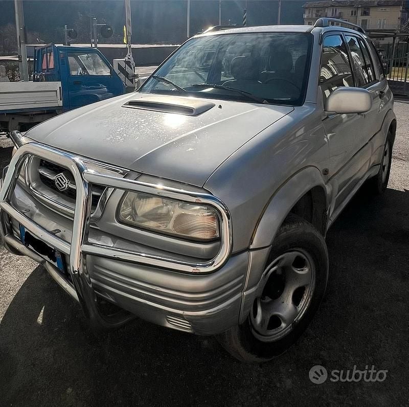 Grigio Usata 2000 Suzuki Grand Vitara Berlina | 3500 € (Super prezzo) - Immagine 1/4
