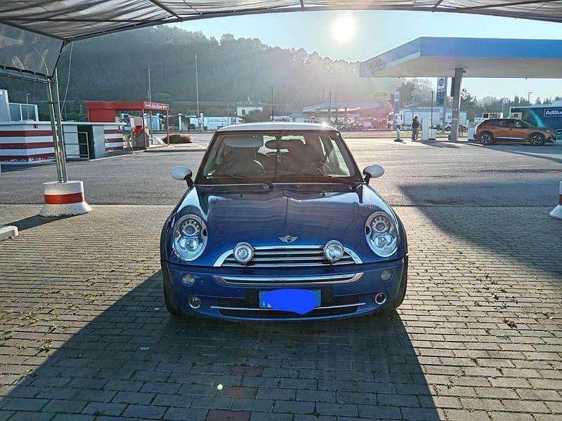 Usata Mini Cooper 116 CV (85 kW) 2006 Blu/azzurro Utilitaria