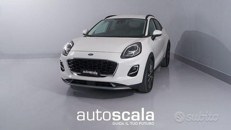 Usata Ford Puma Titanium 125 CV (91 kW) 2020 Beige pastello SUV