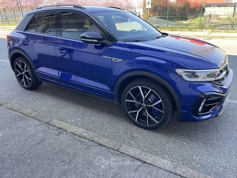 Usata VW T-Roc R 300 CV (220 kW) 2023 Blu/azzurro SUV