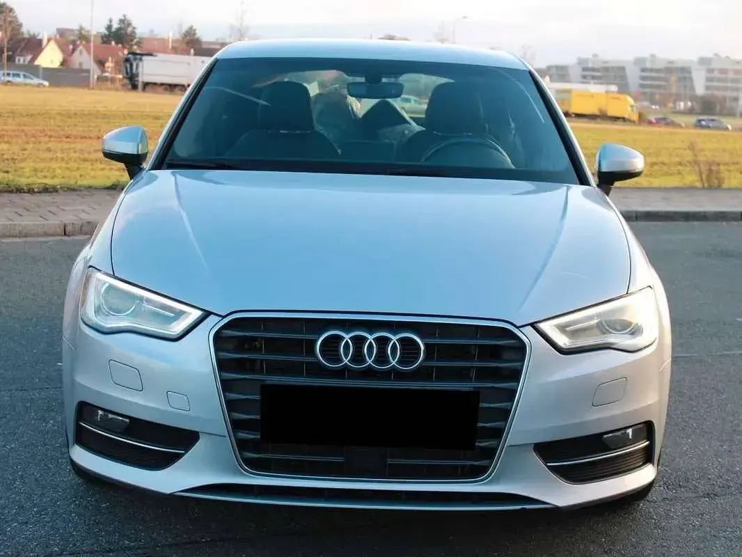 Usata Audi A3 Ambiente 140 CV (102 kW) 2005 Argento Utilitaria