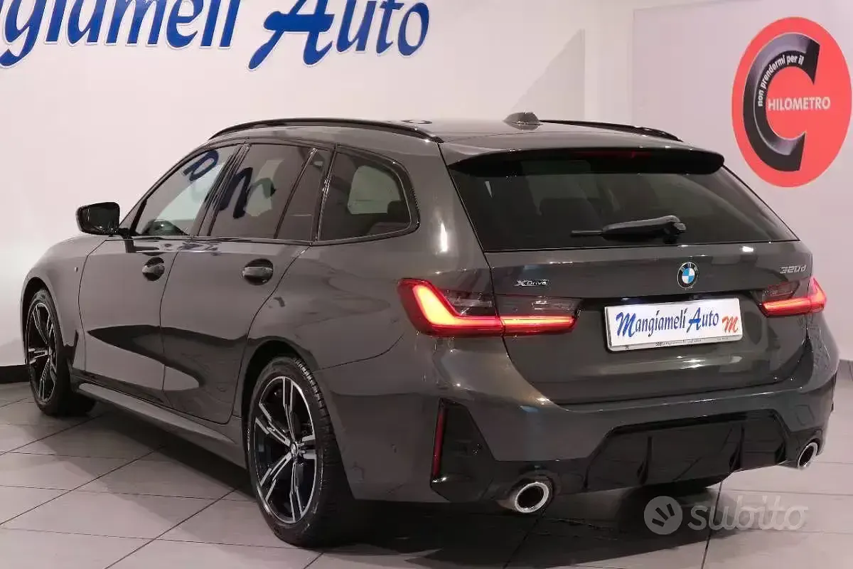 Usata BMW 320e M Sport 204 CV (150 kW) 2023 Grigio Station wagon
