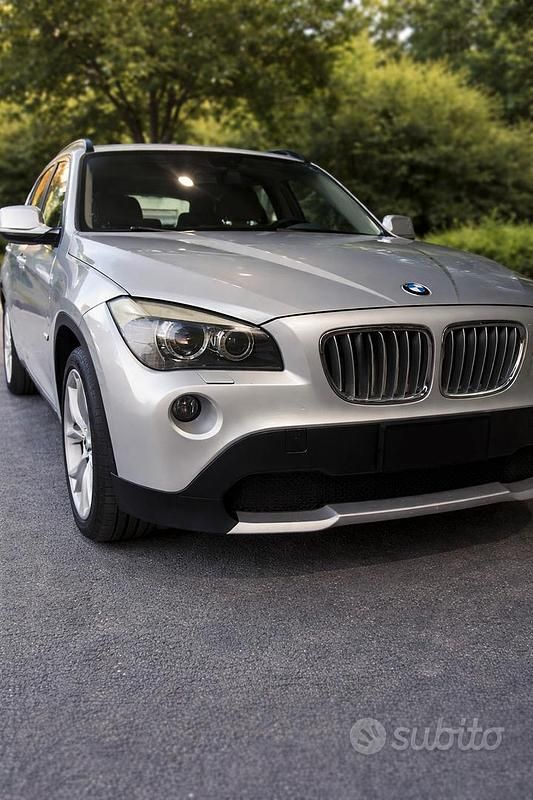 Usata BMW X1 204 CV (150 kW) 2010 Grigio SUV