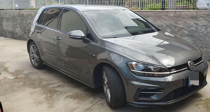 Usata VW Golf VII Sportline 150 CV (110 kW) 2019 Argento Berlina