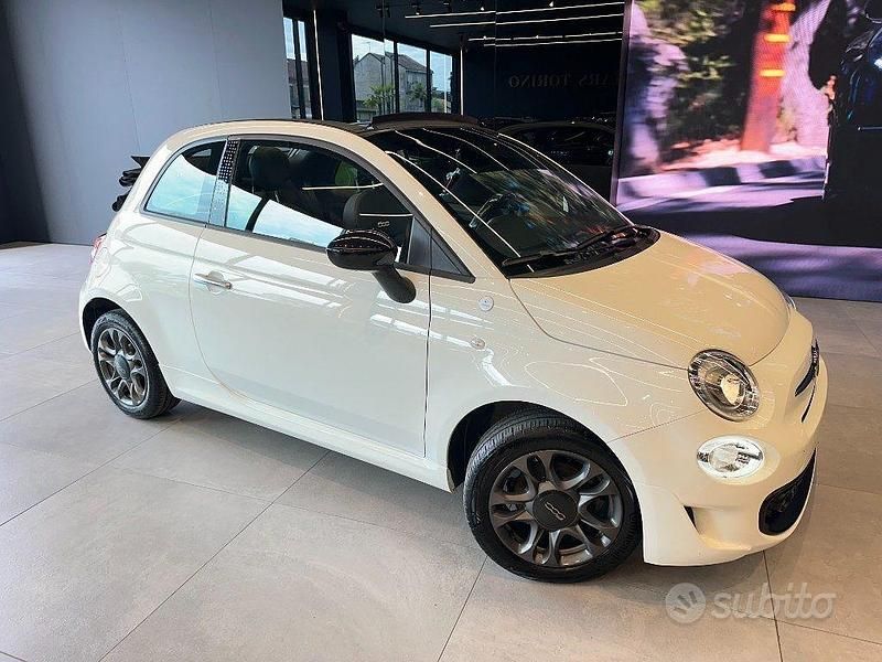 Usata Fiat 500C 69 CV (50 kW) 2021 Bianco pastello Cabrio