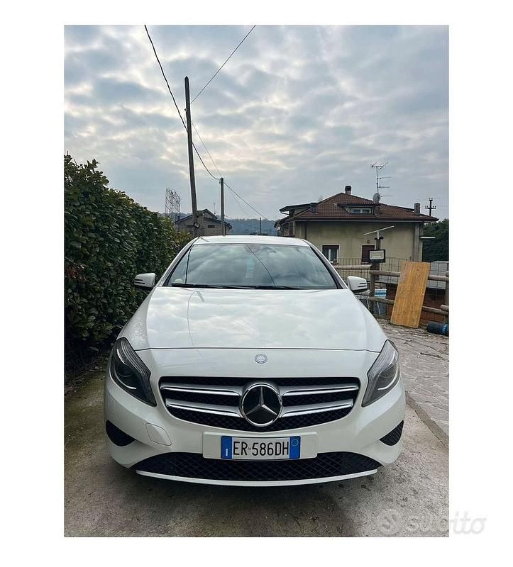 Usata Mercedes A180 122 CV (89 kW) 2013 Bianco Berlina