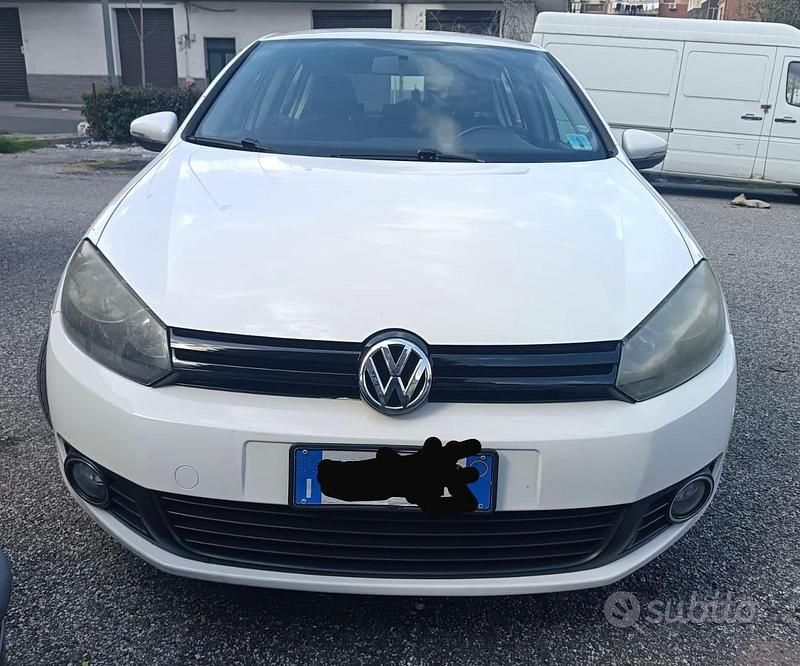 Usata VW Golf VII 105 CV (77 kW) 2013 Bianco Berlina