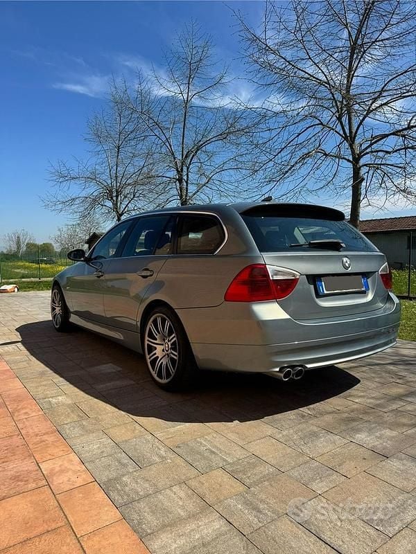 Usata BMW 330 2005 Grigio Station wagon