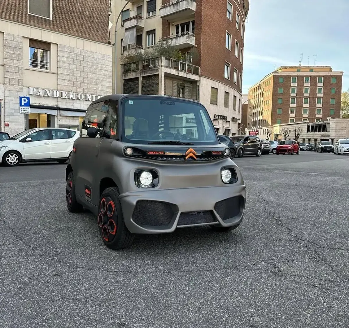 Usata Citroën AMI 2022 Grigio Berlina