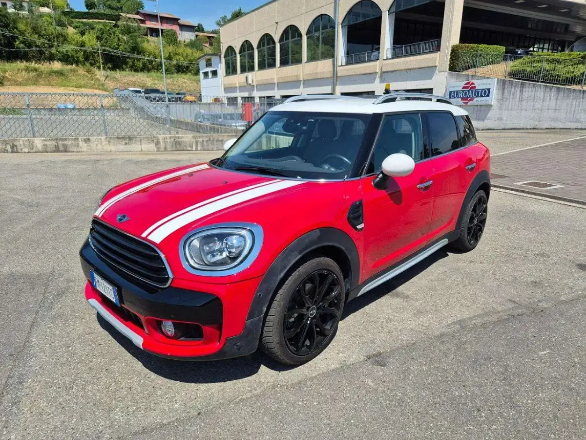 Usata Mini Cooper D Countryman Hype 150 CV (110 kW) 2018 Rosso SUV