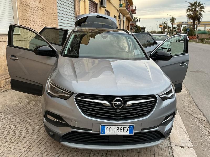 Usata Opel Grandland X Ultimate 130 CV (95 kW) 2020 Grigio SUV