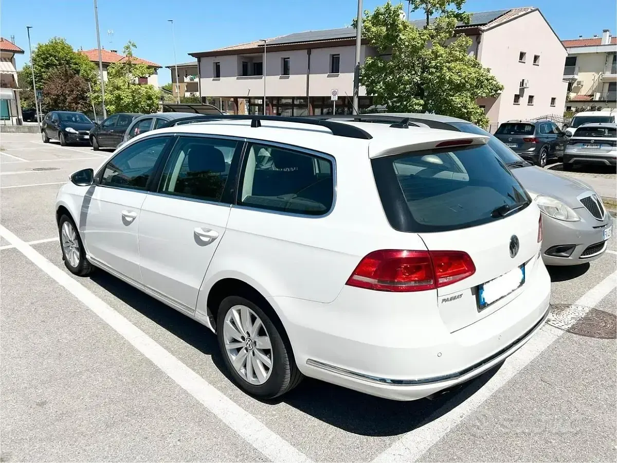 Usata VW Passat 140 CV (102 kW) 2014 Bianco Station wagon