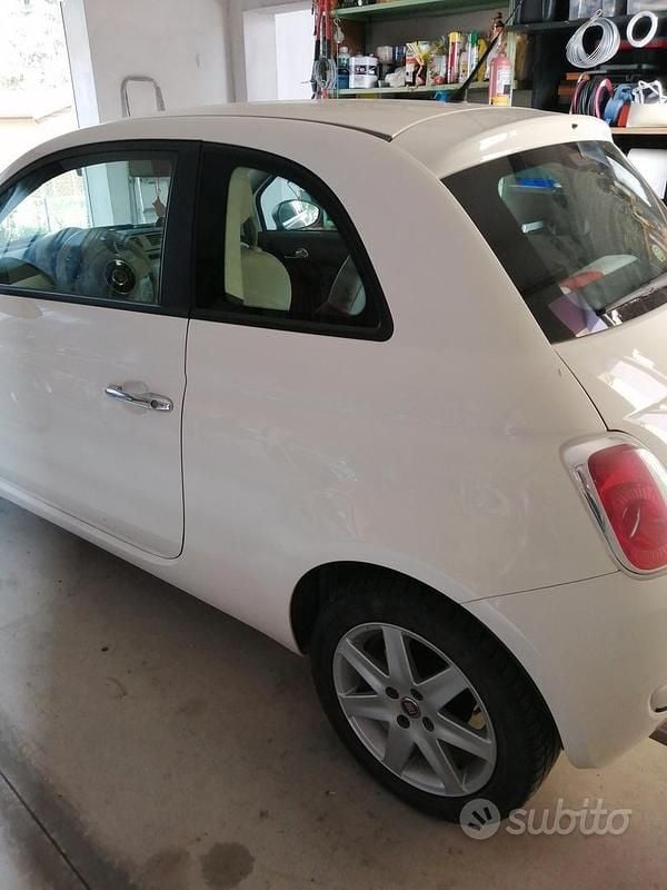 Usata Fiat 500 69 CV (50 kW) 2008 Bianco Utilitaria