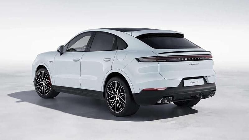 Usata Porsche Cayenne 519 CV (381 kW) 2024 Bianco SUV