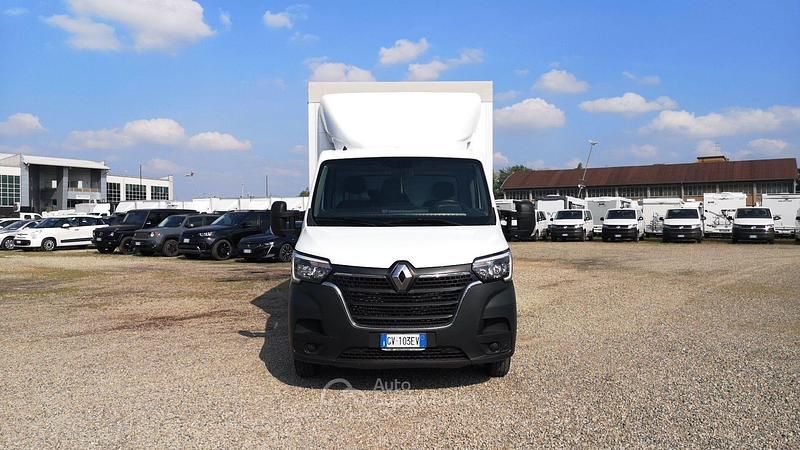 Usata Renault Master 145 CV (106 kW) 2024 Bianco Monovolume