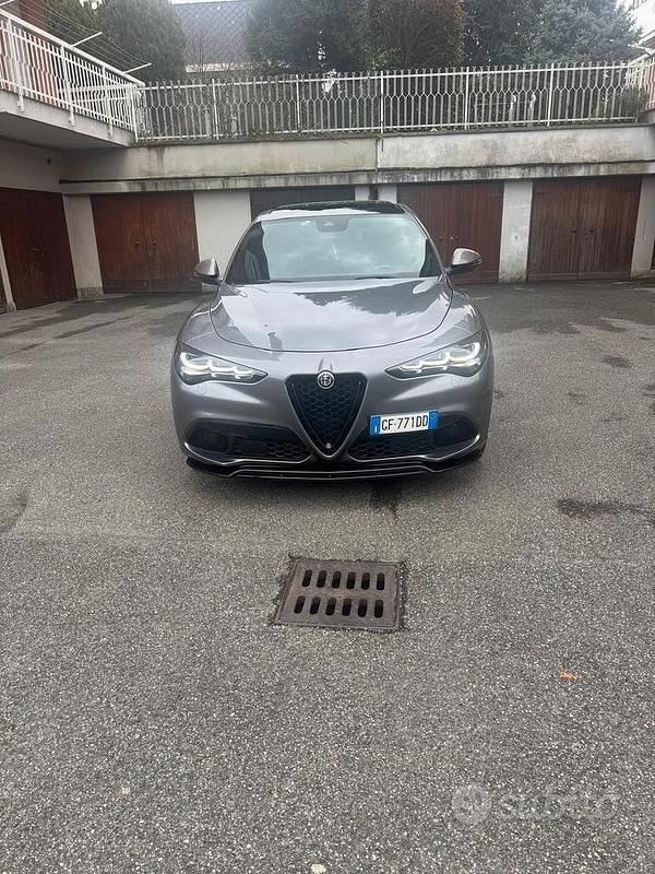 Usata Alfa Romeo Stelvio Ti 210 CV (154 kW) 2021 Grigio SUV