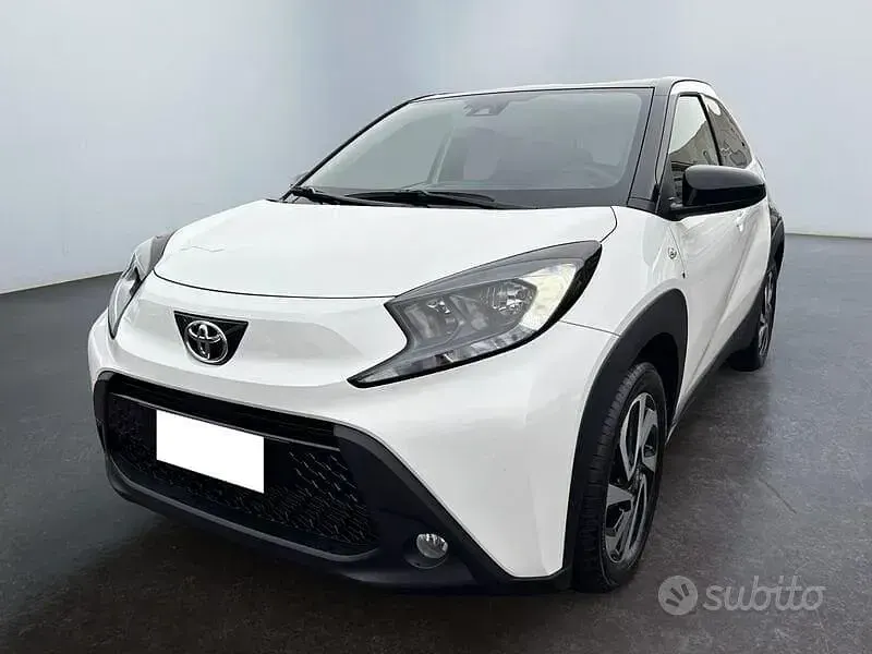 Usata Toyota Aygo X Trend 72 CV (52 kW) 2026 SUV