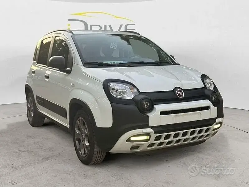 Usata Fiat Panda Cross Cross 70 CV (51 kW) 2022 Bianco Utilitaria