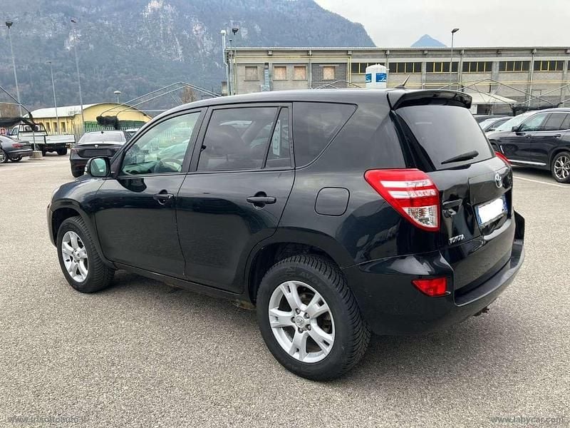 Begagnad Toyota RAV4 150 HK (110 kW) 2010 Svart SUV