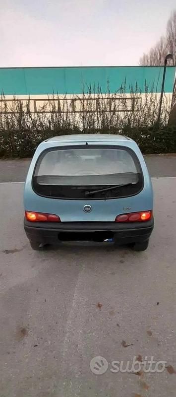 Usata Fiat 600 2005 Blu Berlina