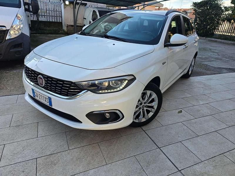 Bianco Usata 2020 Fiat Tipo Business Station wagon | 7000 € (Buon prezzo) - Immagine 1/4