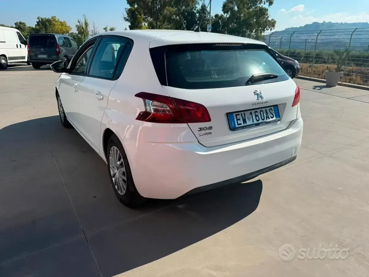 Usata Peugeot 308 Allure 116 CV (85 kW) 2014 Bianco Berlina