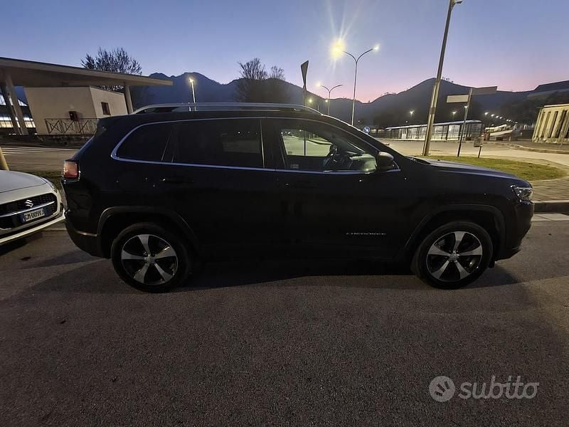 Occasion Jeep Cherokee Limited 195 ch (143 kW) 2019 Noir SUV