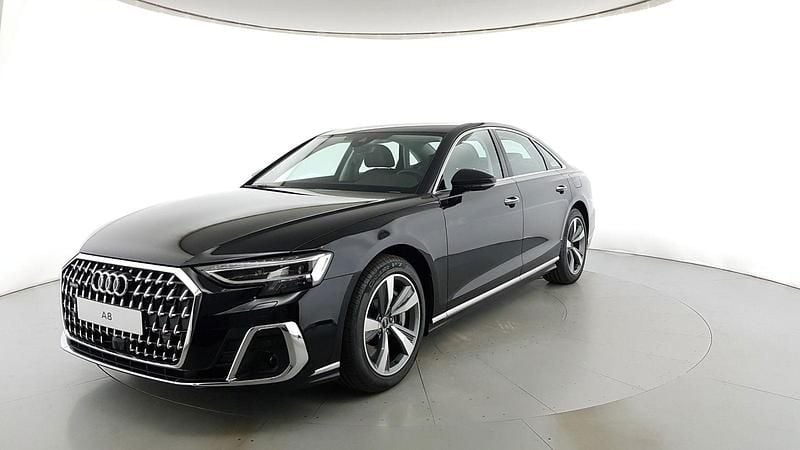 Usata Audi A8 Ambiente 340 CV (250 kW) 2024 Nero brillante Berlina